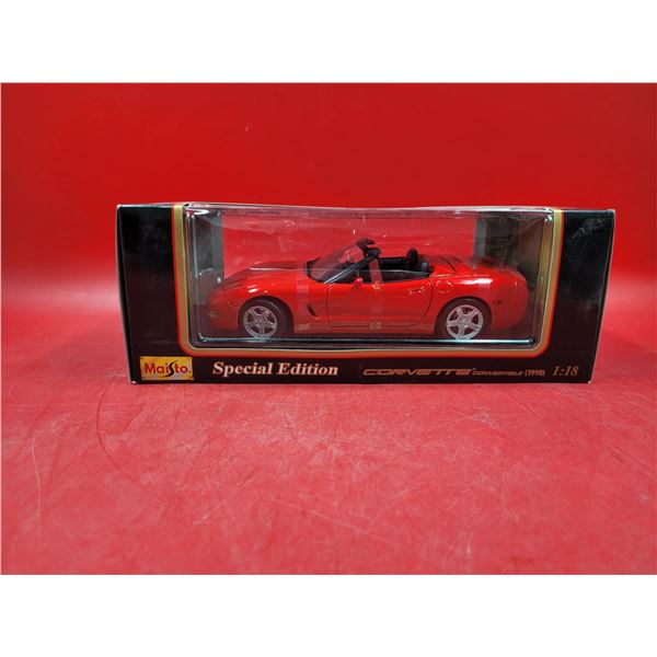 Maisto 1:18 Scale 1998 Corvette Convertible