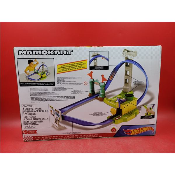 Mattel Hot Wheels x Mario Kart Circuit Slam Track Set