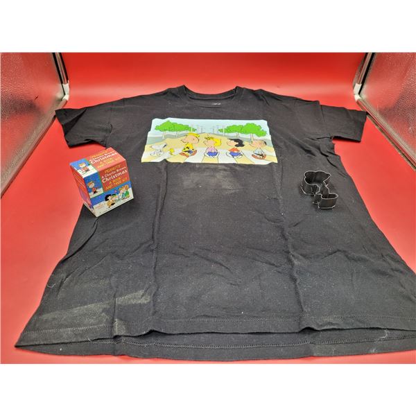 Peanuts Lot w/ T-Shirt, Book & Tree Kit, & Cookie Cutter