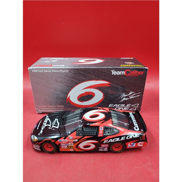 Team Caliber Diecast 2000 Ford Taurus