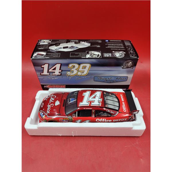 Action Racing Diecast Tony Stewart #14 Old Spice 2010 Impala