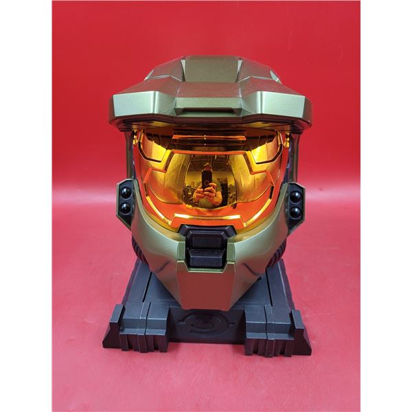 Halo Master Chief Helmet Replica