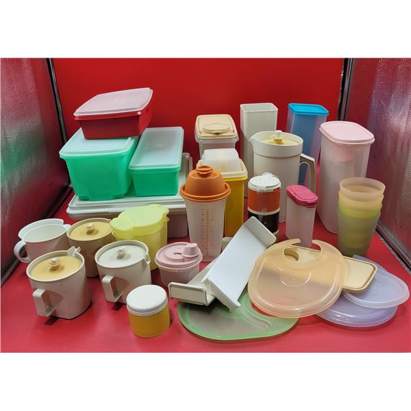 Vintage style Tupperware