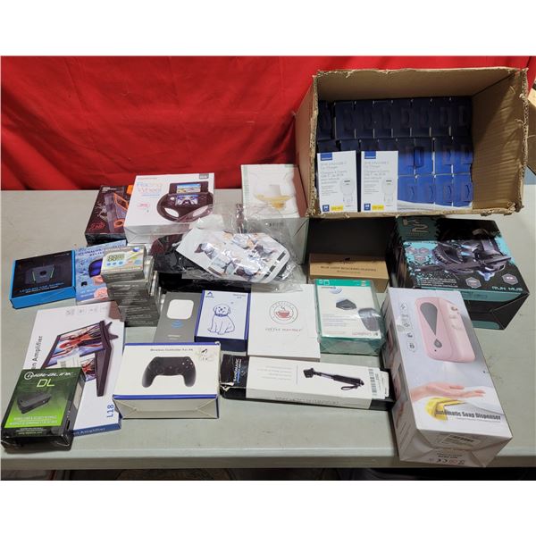 Gaming accessories, Headset, controlers, chargers ...