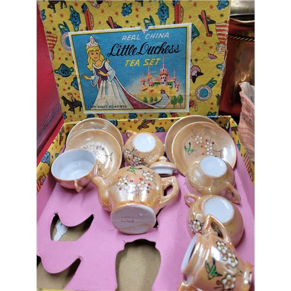 China tea set and vintage collectable