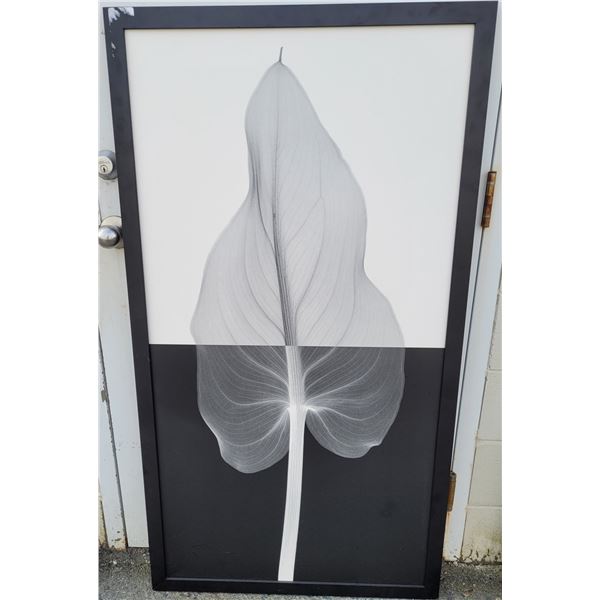 Leaf contemporary art