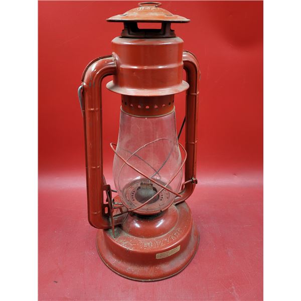 Vintage blizzard gas lamp