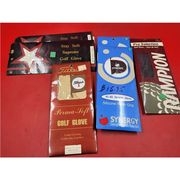 6 Golfing gloves assorted