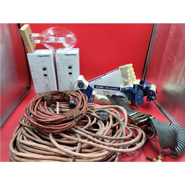 4 tape guns, 3 400watt light and assorted extension cables