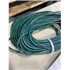 Image 3 : AS NEW 200FT GREEN INDOOR OUTDOOR HEAVY DUTY LIGHTED 3 WIRE GROUNDED EXTENSION CORD 14AWG
