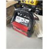 Image 2 : STANDARD BATTERY 12V AND BATTERY CHARGER