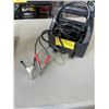 Image 3 : STANDARD BATTERY 12V AND BATTERY CHARGER
