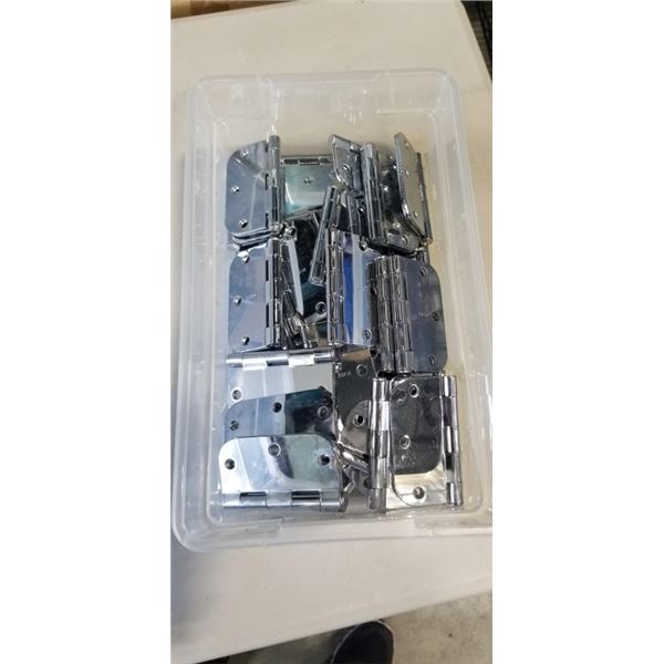 TRAY OF 3.5 INCH STAINLESS HINGES