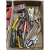 Image 4 : 2 TRAYS OF ASSORTED HAND TOOLS