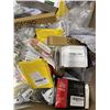 Image 5 : LARGE LOT OF NEW AMAZON OVERSTOCK SHOP AND HARDWARE RELATED ITEMS