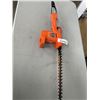 Image 1 : BLACK AND DECKER HEDGER