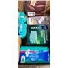 Image 2 : LARGE LOT OF NEW AMAZON OVERSTOCK INLCUDING LADIES ABSORBENT PADS, GLADE CANDLES, SHOES STRETCHERS E