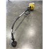 Image 3 : WEEDEATER MAX TWIST N EDGE GAS WEED TRIMMER