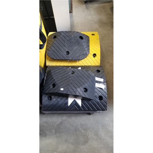 AS NEW 6PC SOLID RUBBER SPEED BUMP