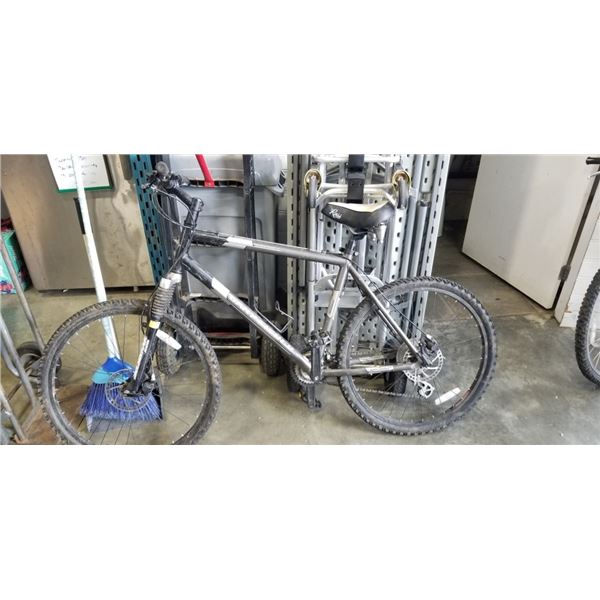 GREY GARY FISHER BIKE