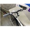 Image 3 : BLACK DEVINCI BIKE