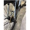 Image 5 : BLUE HUFFY BIKE