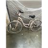 Image 1 : PINK BAYSIDE BIKE