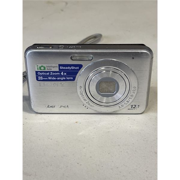 SONY DIGITAL CAMERA WITH SD CARD INSIDE DSC-W310. WORKING