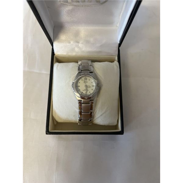 KIA QUARTZ WATER RESISTANT WATCH, BATTERY REQUIRED, ORIGINAL BOX