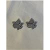 Image 2 : VINTAGE PAIR OF BOYD BOND SILVER MAPLE LEAF BROOCHES