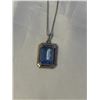 Image 2 : VINTAGE STERLING SILVER W/ BLUE TOPAZ QUARTZ STONE PENDANT NECKLACE MARKED 925