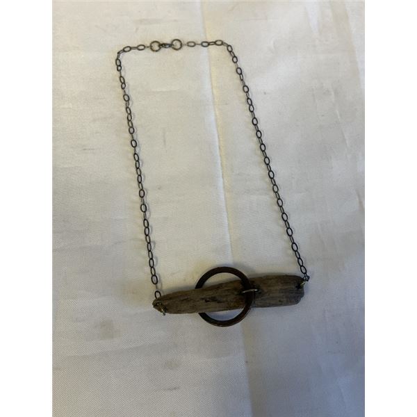 VINTAGE HAND CRAFTED SILVER W/ WOOD PENDANT NECKLACE