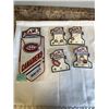 Image 1 : 5 MONTREAL CANADIANS HOCKEY COLLECTIBLES - BANNER, KEYCHAIN, NECKLACE, PINS ETC