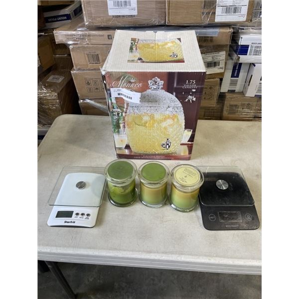 MONACCO 1.75 GALLON PINEAPPLE SHAPED COLD BEVERAGE GLASS DISPENSER  AND 3 CANDLES AND 2 KITCHEN SCAL