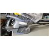 Image 3 : SHARK ROCKET PRO DELUXE CORDED ULTRALIGHT VACUUM WORKING