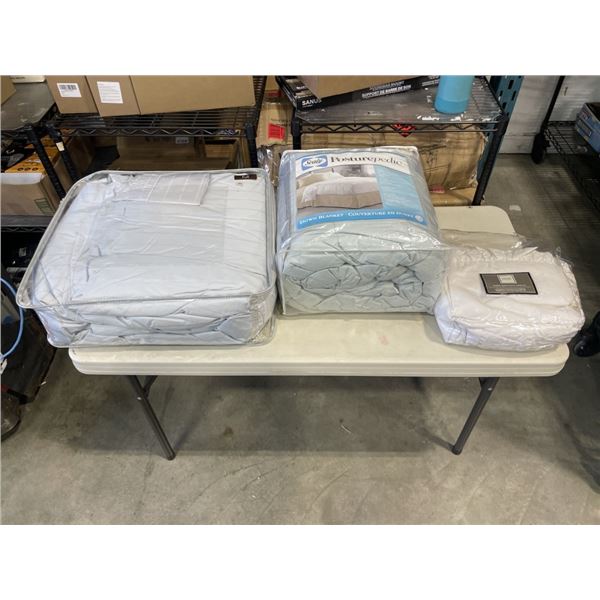 ASSORTED BED LINENS