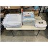 Image 1 : ASSORTED BED LINENS