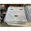 Image 7 : ASSORTED BED LINENS