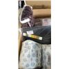 Image 3 : NEW AMAZON OVERSTOCK ITEMS INCULDING BATH RUGS AND IRONING PADS AND SWEAT BANDS FOR SPORTS