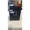 Image 1 : INSIGNIA 10-SHEET CROSS CUT PAPER SHREDDER - TESTED WORKING