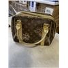 Image 4 : LV PURSE AND WALLET