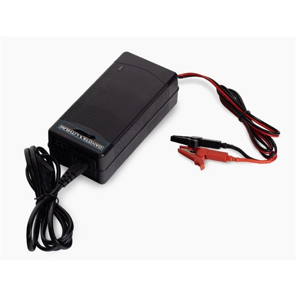 NEW DAKOTA LITHIUM 12V 10A LIFEPO4 AC/DC CHARGER