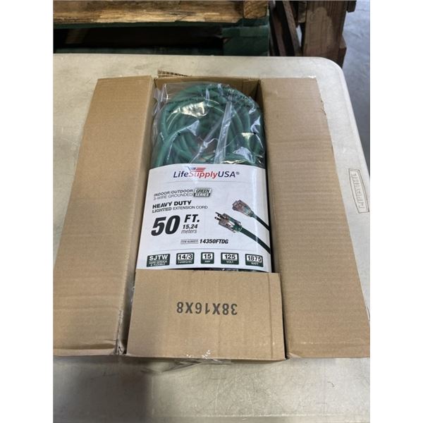 AS NEW 50FT GREEN  INDOOR OUTDOOR HEAVY DUTY LIGHTED 3 WIRE GROUNDED EXTENSION CORD 14AWG