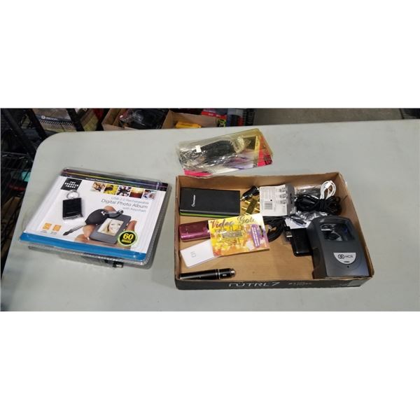 BOX OF ELECTRONICS INCLUDING DIGITAL PHOTO KEYCHAIN ALBUM