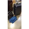 Image 1 : TOMMY HILFIGURE SUITCASE LUGGAGE, SWISS GEAR BAG AND DAKINE BAG
