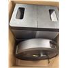 Image 3 : I ROBOT ROOMBA PLUS 505 COMBO ROBOT AND AUTO WASH DOCK WORKING