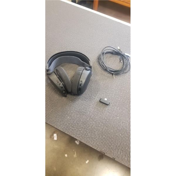 STEELSERIES ARCTIS 7+ GAMING HEADSET - TESTED WORKING, RETAIL $249