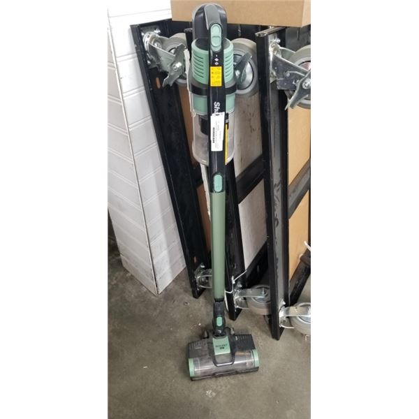 SHARK ROCKET PRO CORDLESS STICK VACUUM WORKING WITH CHARGER