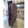 Image 7 : 2 PIECE MAHOGANY FINISH DISPLAY CABINET