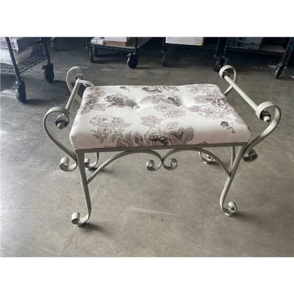METAL ENTRY WAY BENCH